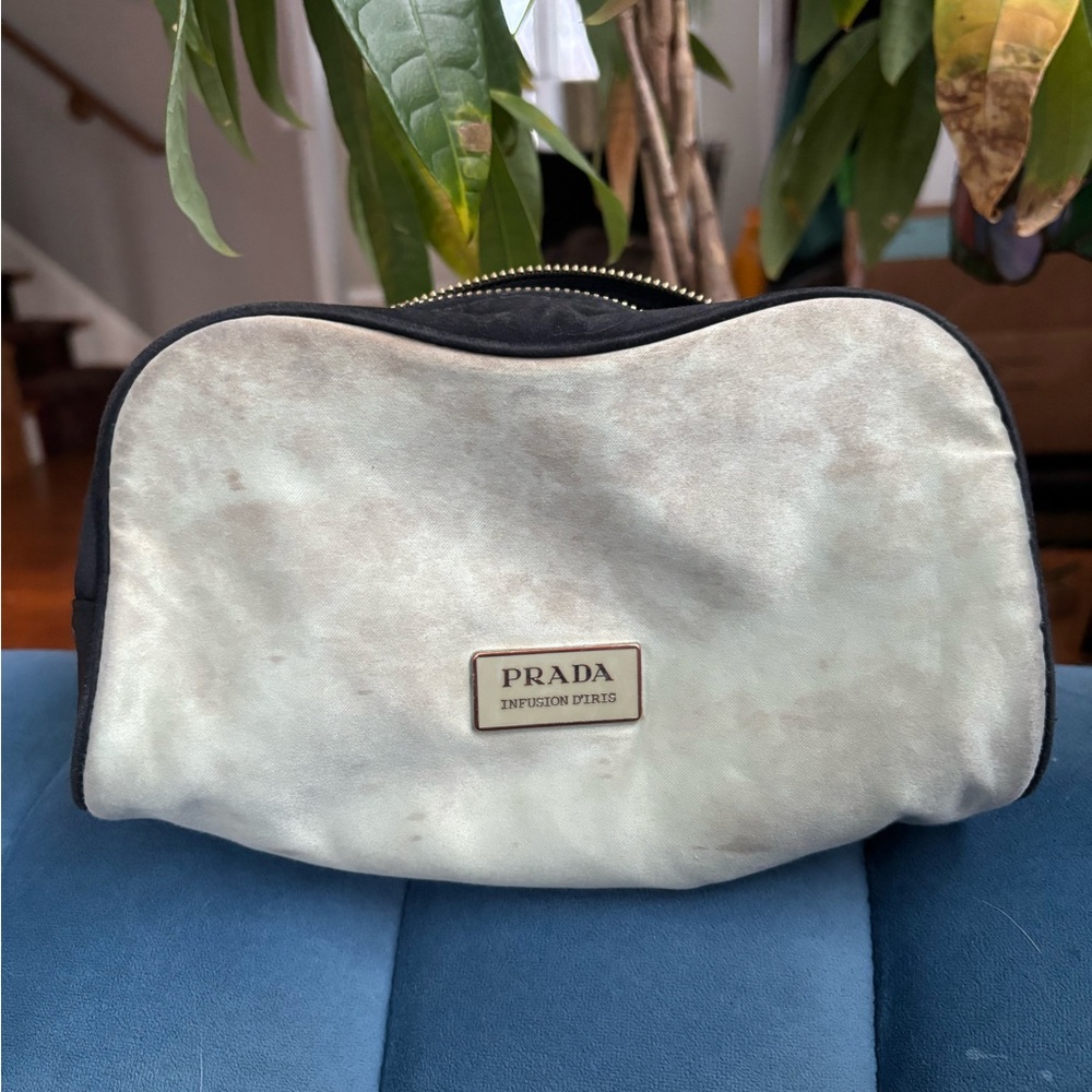Prada parfumé bag